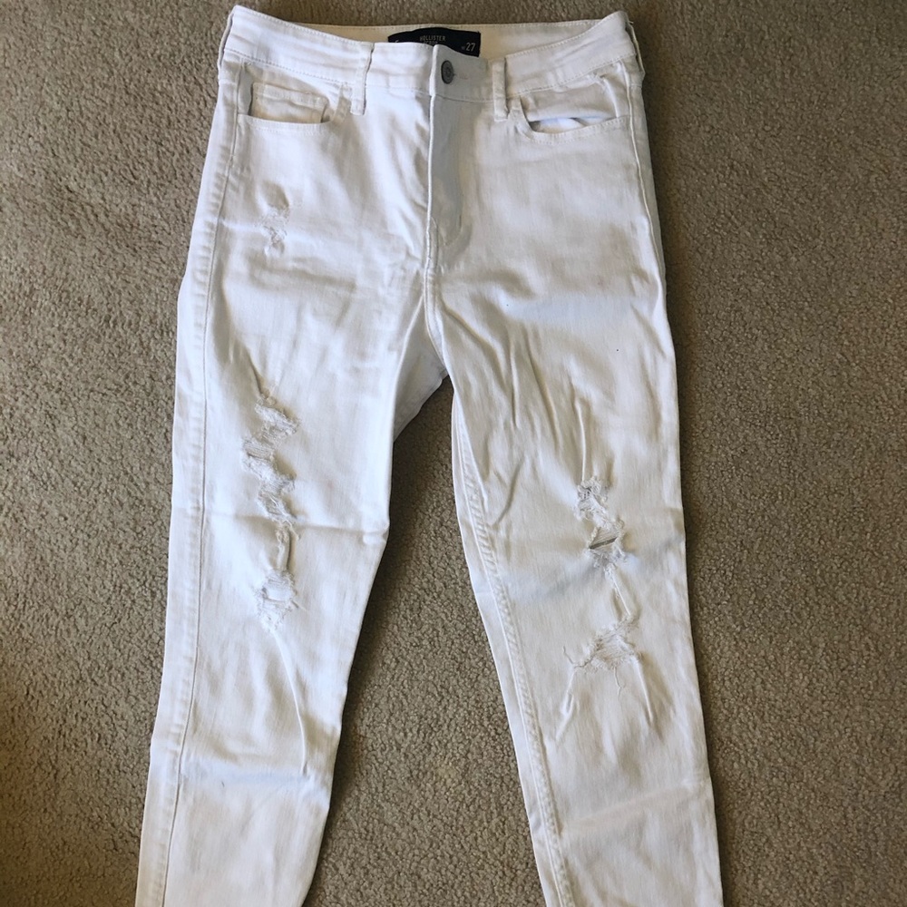 White Hollister high waisted cropped skinny jeans